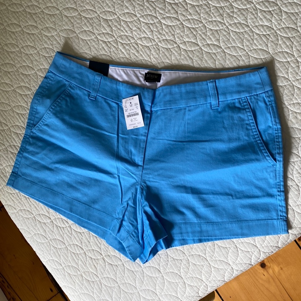 BNWT J.Crew 3.5” classic chino shorts in mountain bluebird size 12